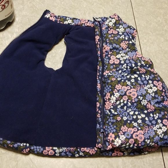 Crazy8 puffer vest - Picture 2 of 2